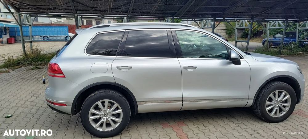 Volkswagen Touareg - 2