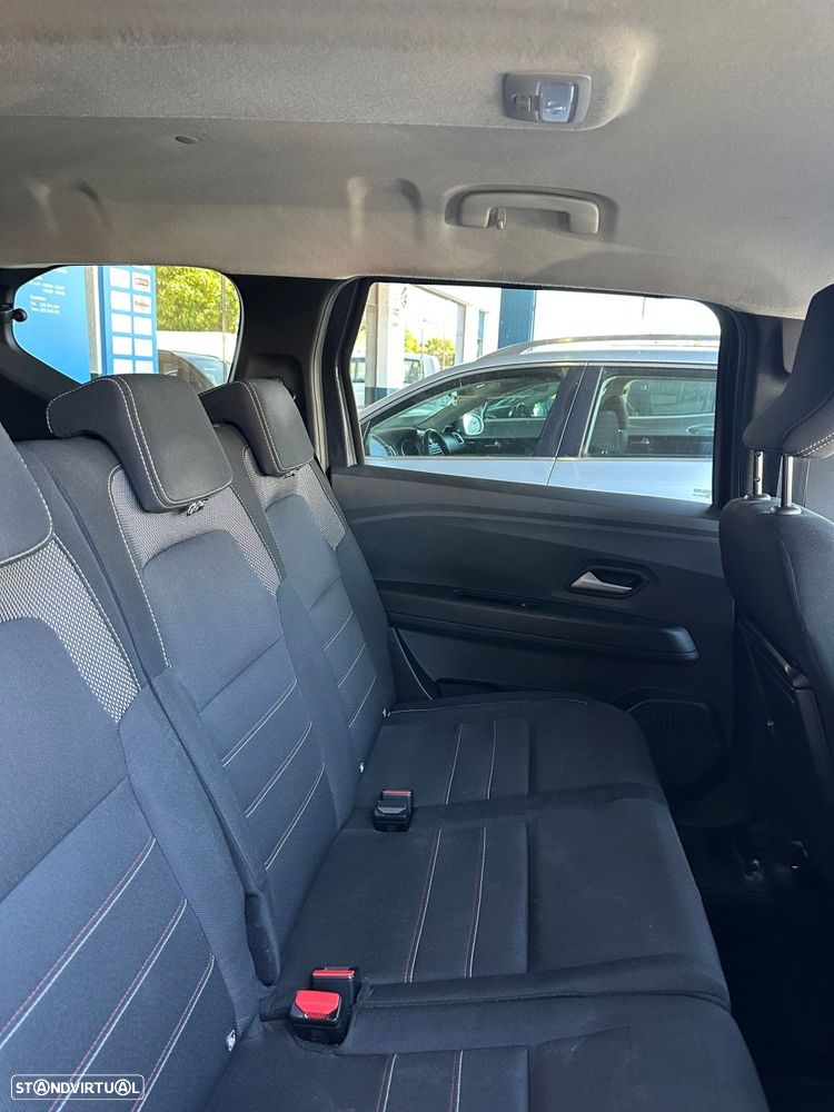 Dacia Jogger 1.0 TCe Extreme 7L - 17
