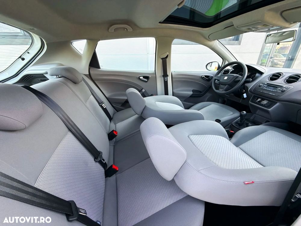 Seat Ibiza 1.2 12V Style Salsa - 24