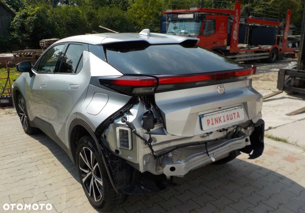 Toyota C-HR - 8