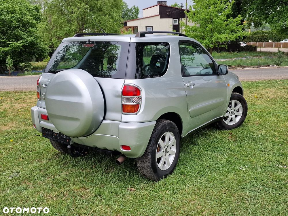 Toyota RAV4 4x4 - 39