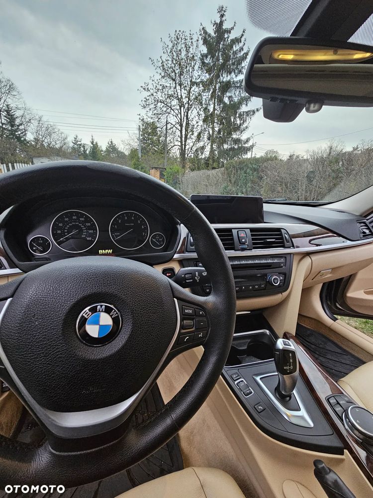 BMW Seria 3 328i xDrive - 12