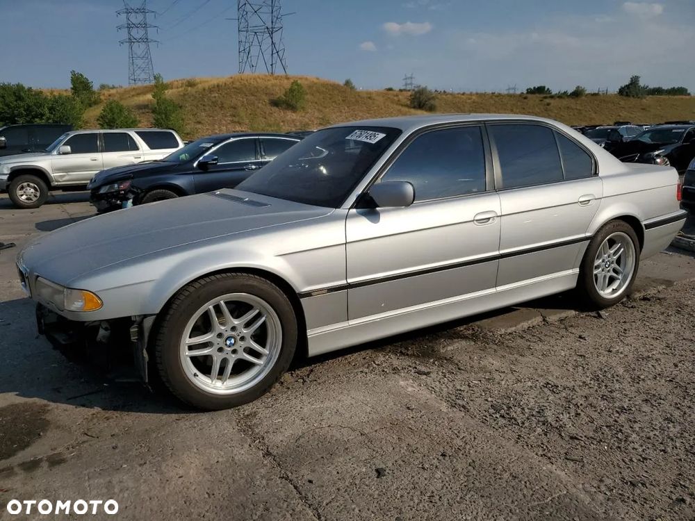 BMW Seria 7 740i