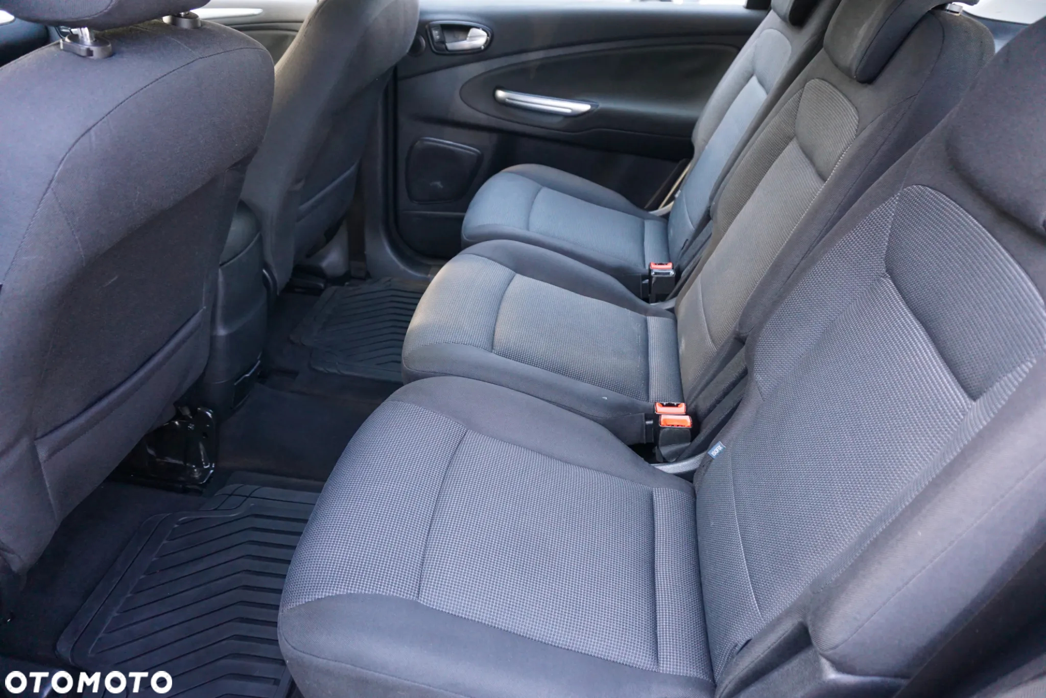Ford S-Max 2.0 TDCi Ambiente - 11