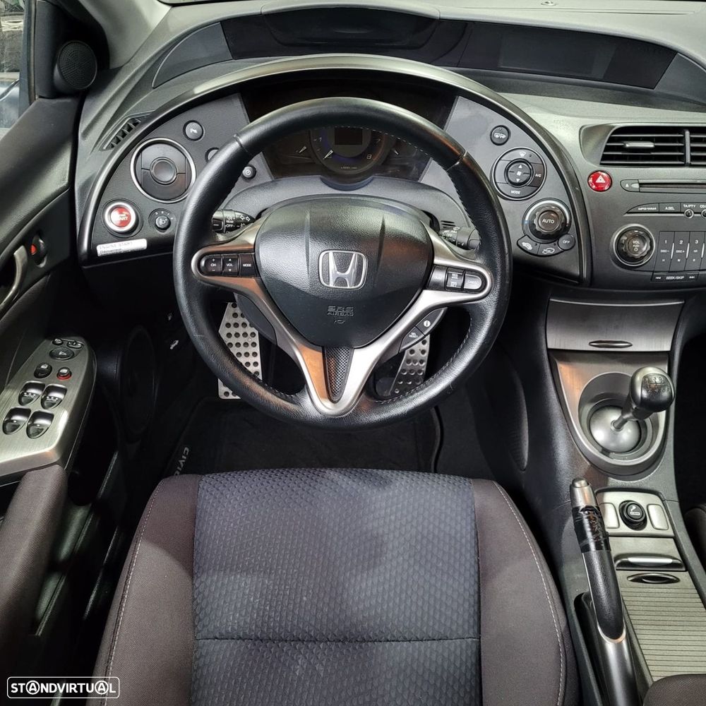 Honda Civic 1.4 i-VTEC Elegance - 8