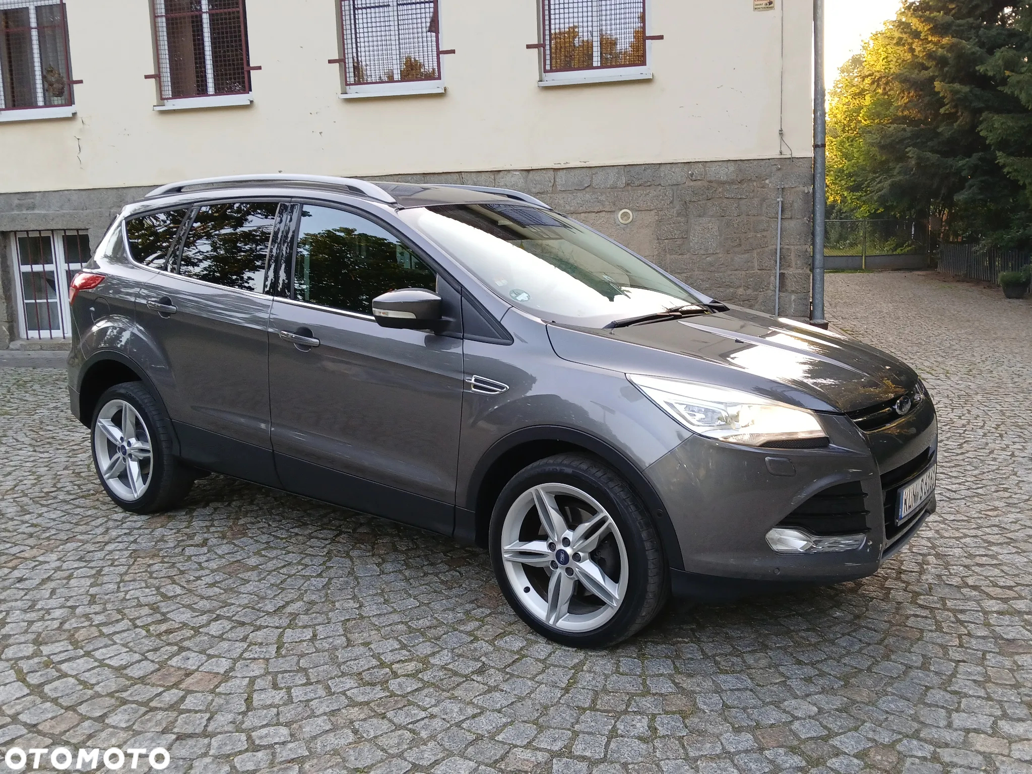 Ford Kuga 2.0 TDCi 4WD Titanium - 17