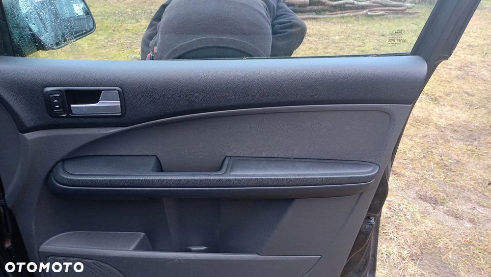 Ford Focus C-Max - 9