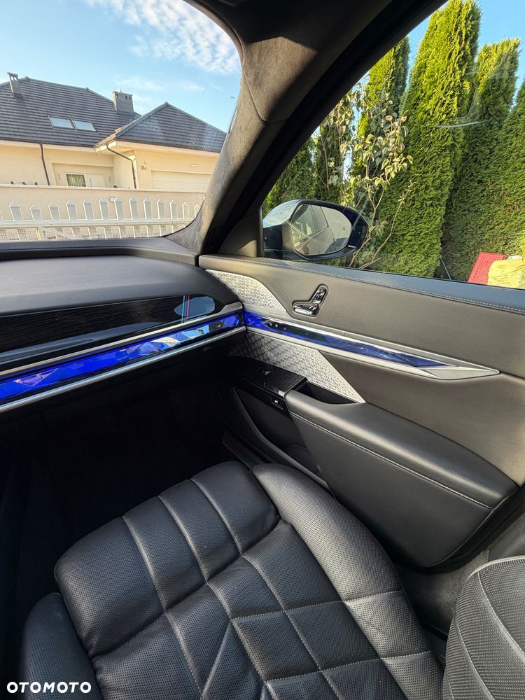 BMW Seria 7 - 14
