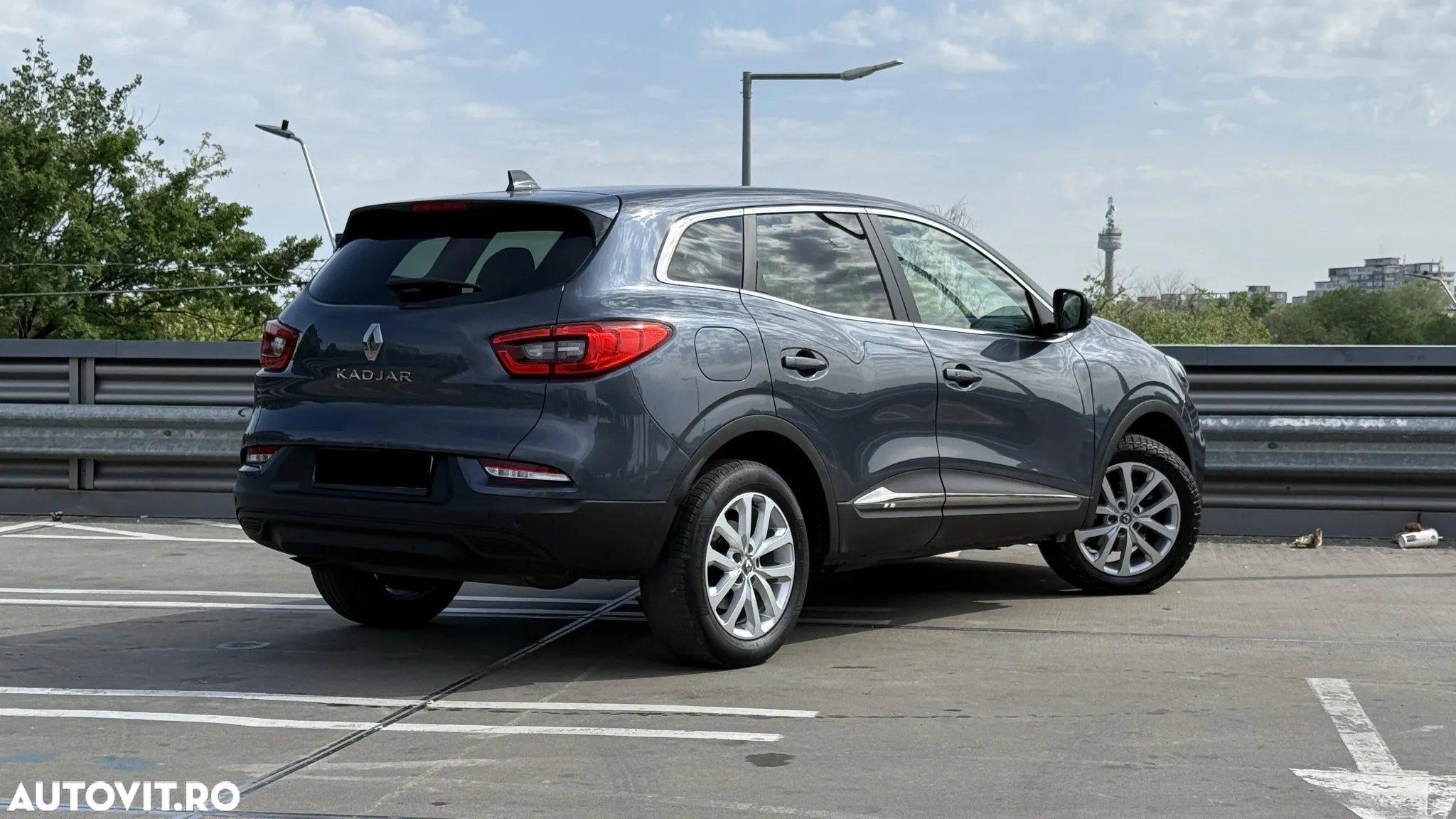 Renault Kadjar TCe 140 EDC GPF BUSINESS EDITION - 4