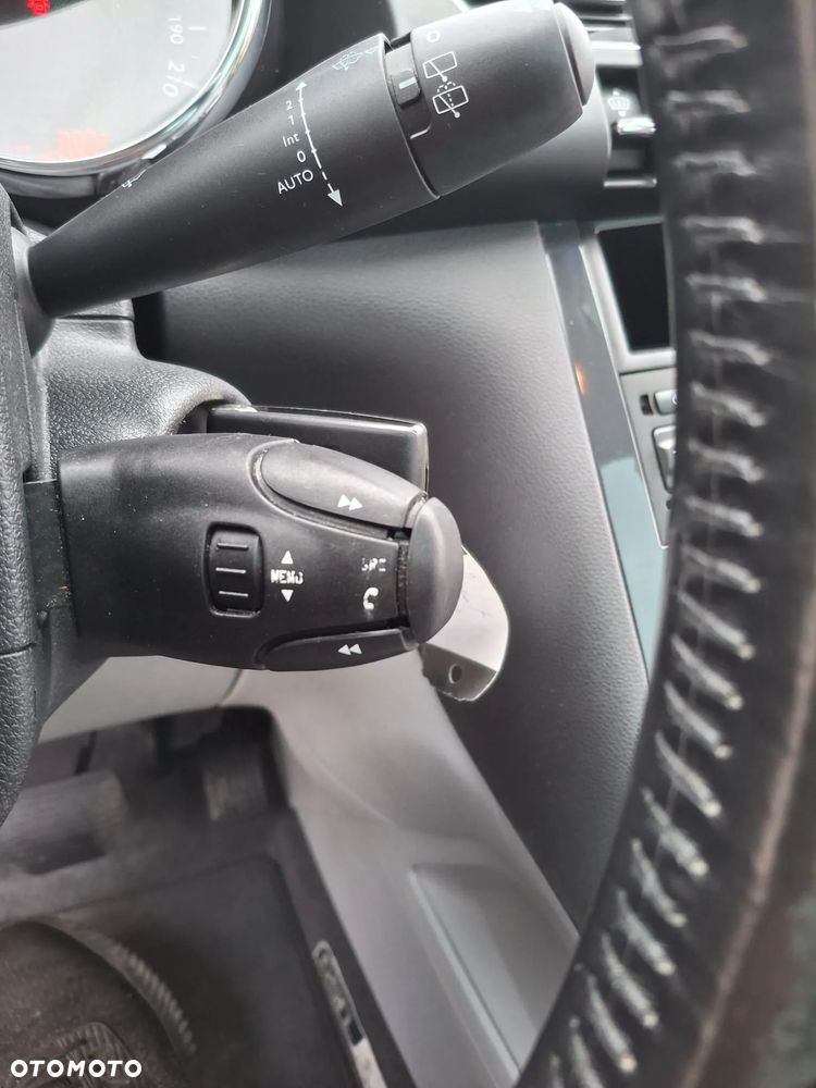 Peugeot 3008 2.0 HDi Allure - 25