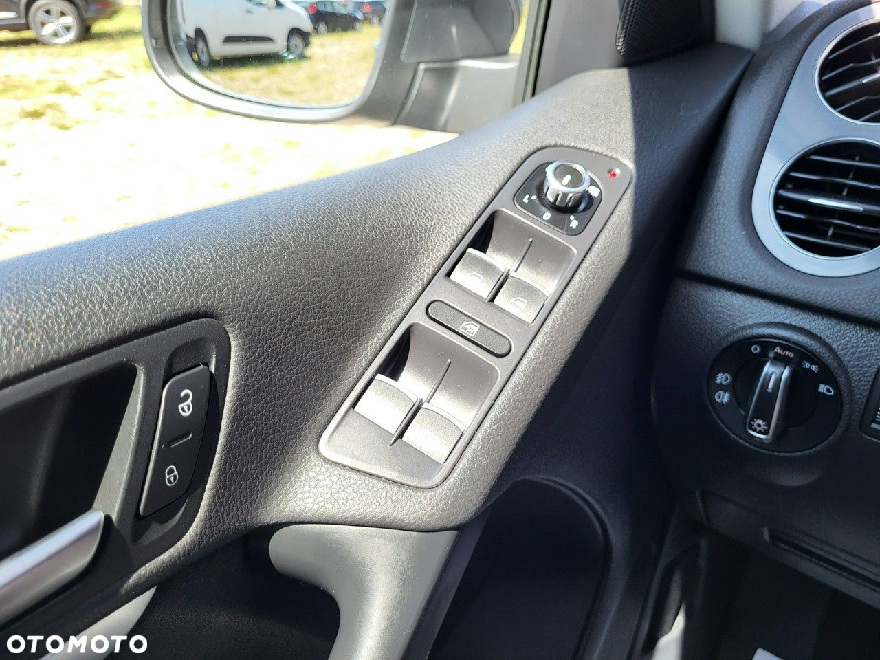 Volkswagen Tiguan - 21