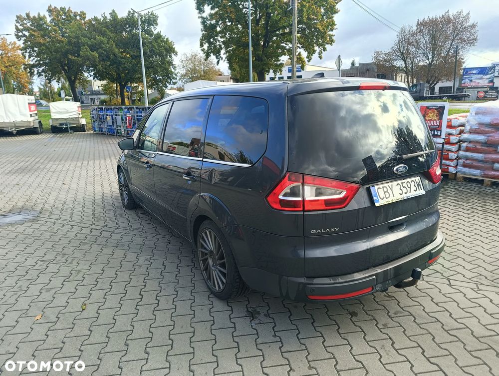 Ford Galaxy 2.2 TDCi DPF Titanium - 6