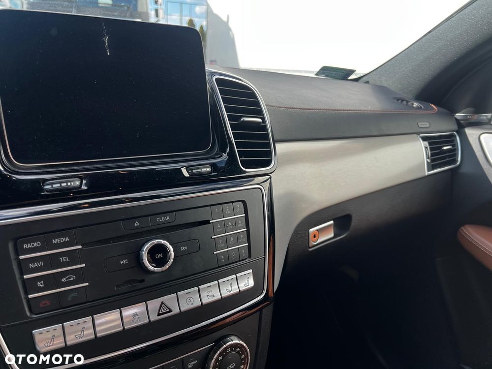 Mercedes-Benz GLE 350 d 4-Matic - 34