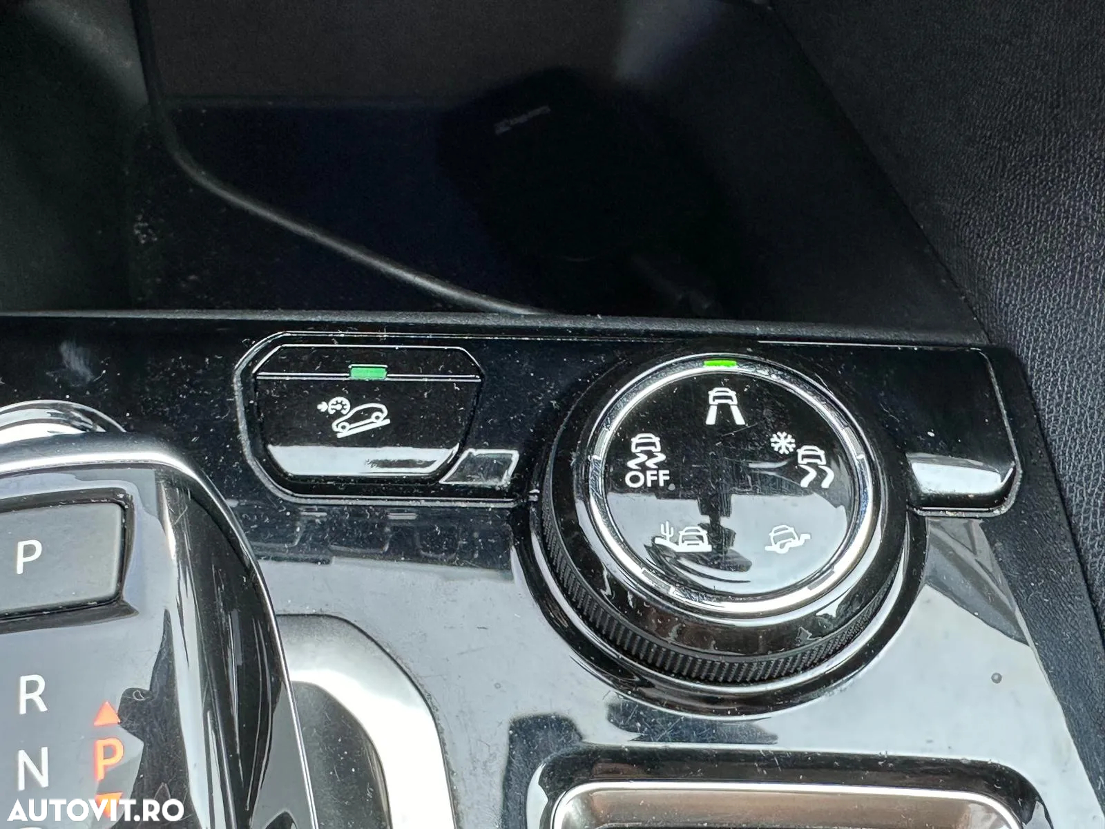 Peugeot 5008 1.6 Puretech Turbo s&s EAT8 Allure - 22