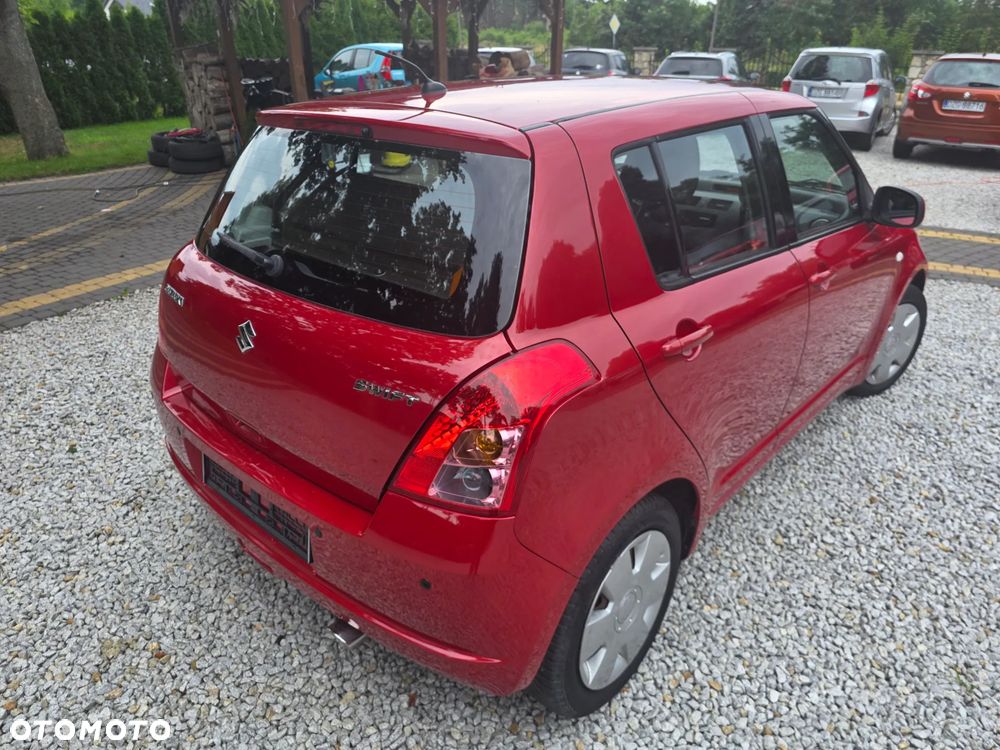 Suzuki Swift 1.3 Club dance - 10
