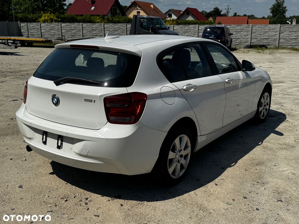 BMW Seria 1 118i Advantage - 9