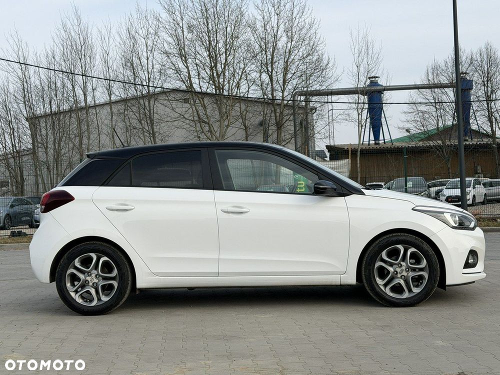 Hyundai i20 blue 1.2 YES!+ - 13