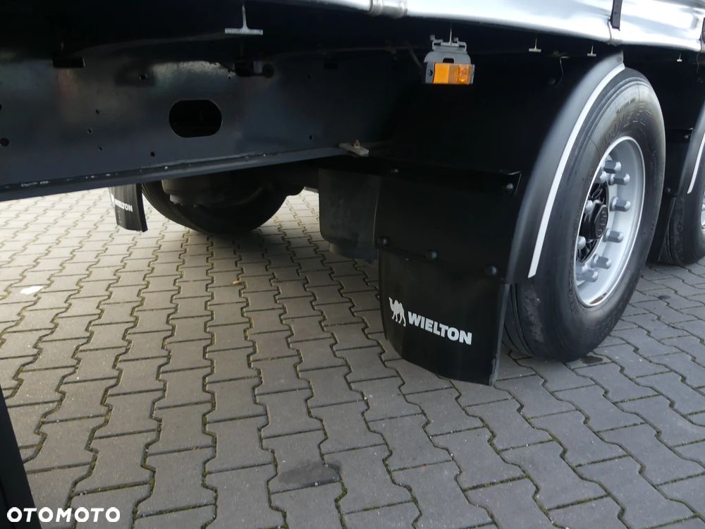 Wielton MEGA / FIRANKA / OŚ PODNOSZONA / ZADBANA / DACH PODNOSZONY / - 19