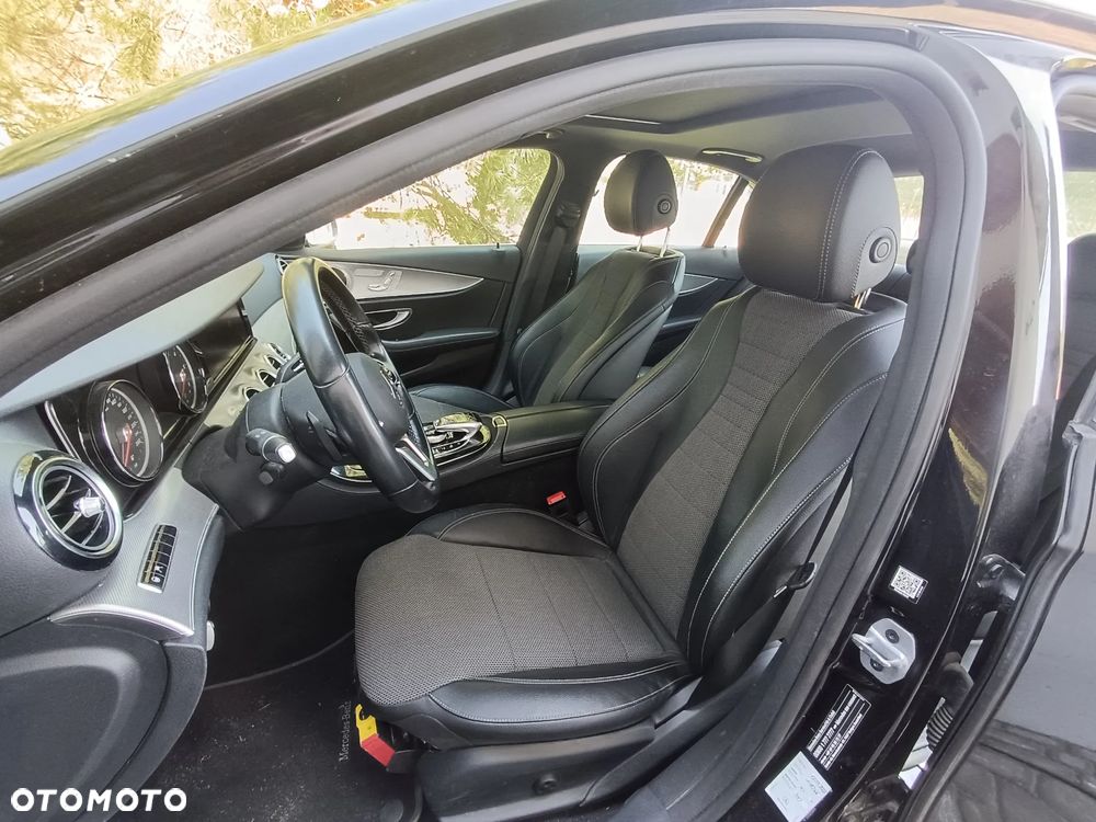 Mercedes-Benz Klasa E 220 d 9G-TRONIC Exclusive - 11