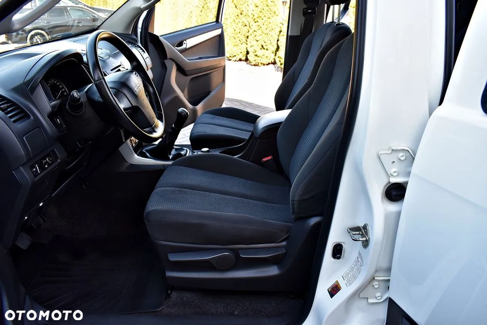 Isuzu D-Max 4x4 Double Cab Custom - 34