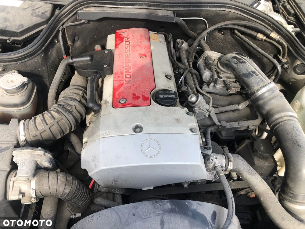 SILNIK  MERCEDES W210 W208 W202 W203 2.0K KOMPRESOR SILNIK 111957 - 1