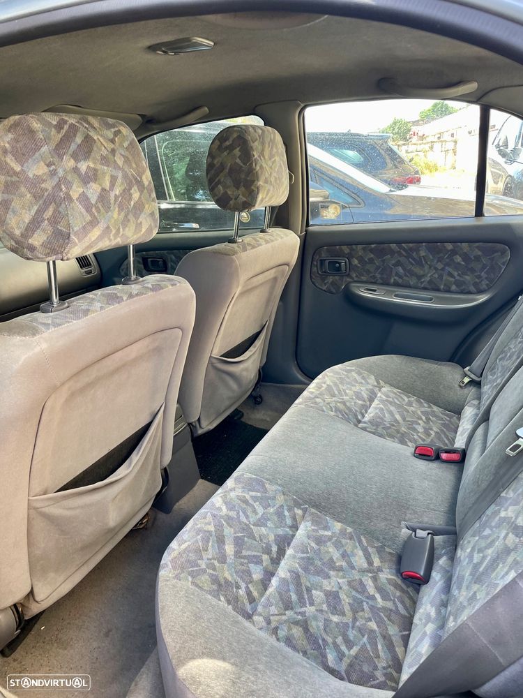 Nissan Almera 1.4 SLX - 9