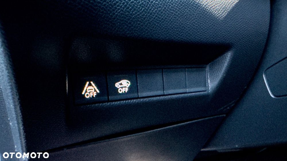 Peugeot 208 1.2 PureTech GT S&S EAT8 - 10