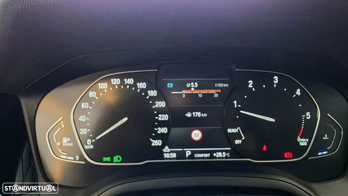 BMW 318 d Auto - 38