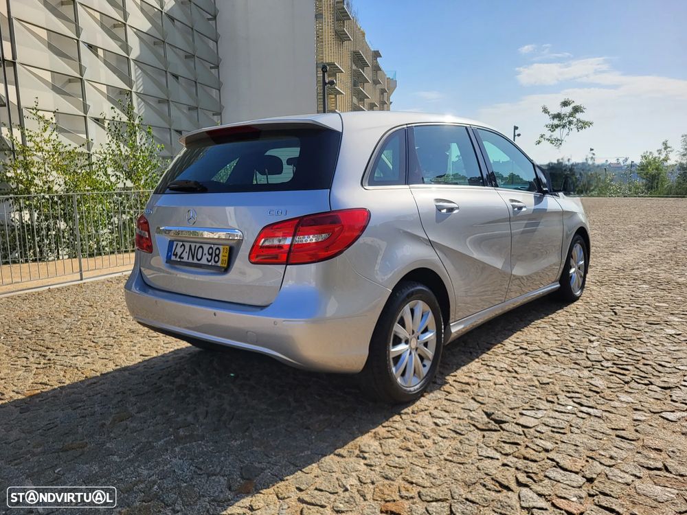 Mercedes-Benz B 180 CDi BlueEfficiency - 9