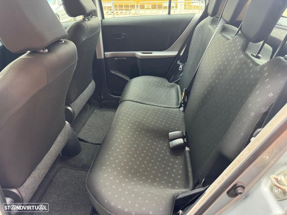 Toyota Yaris 1.0 VVT-i AC - 12