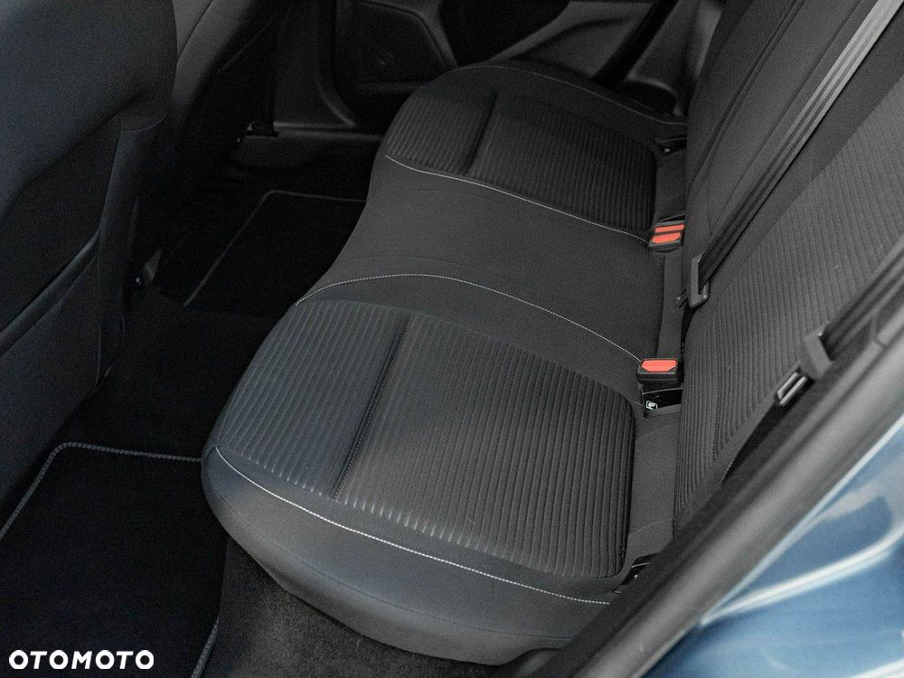 Ford Focus 1.0 EcoBoost Titanium X - 28