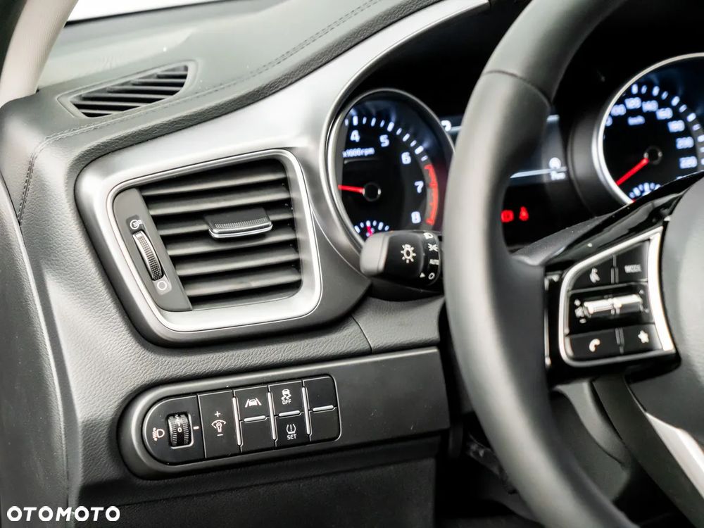 Kia XCeed 1.6 T-GDI M DCT - 19