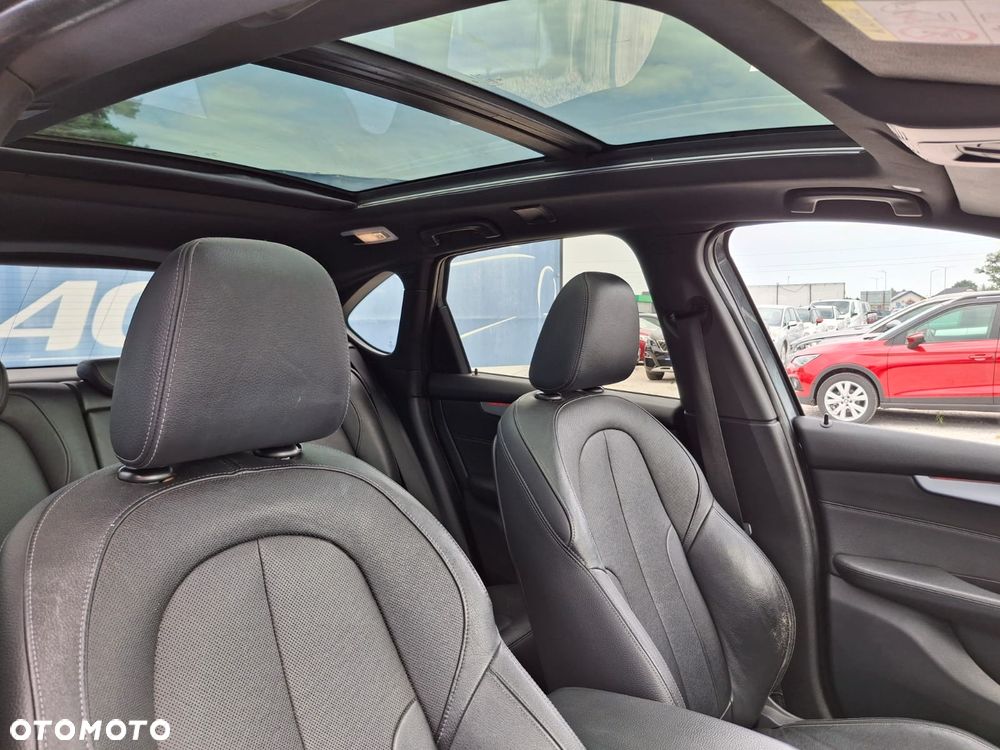 BMW Seria 2 220d GT xDrive - 29