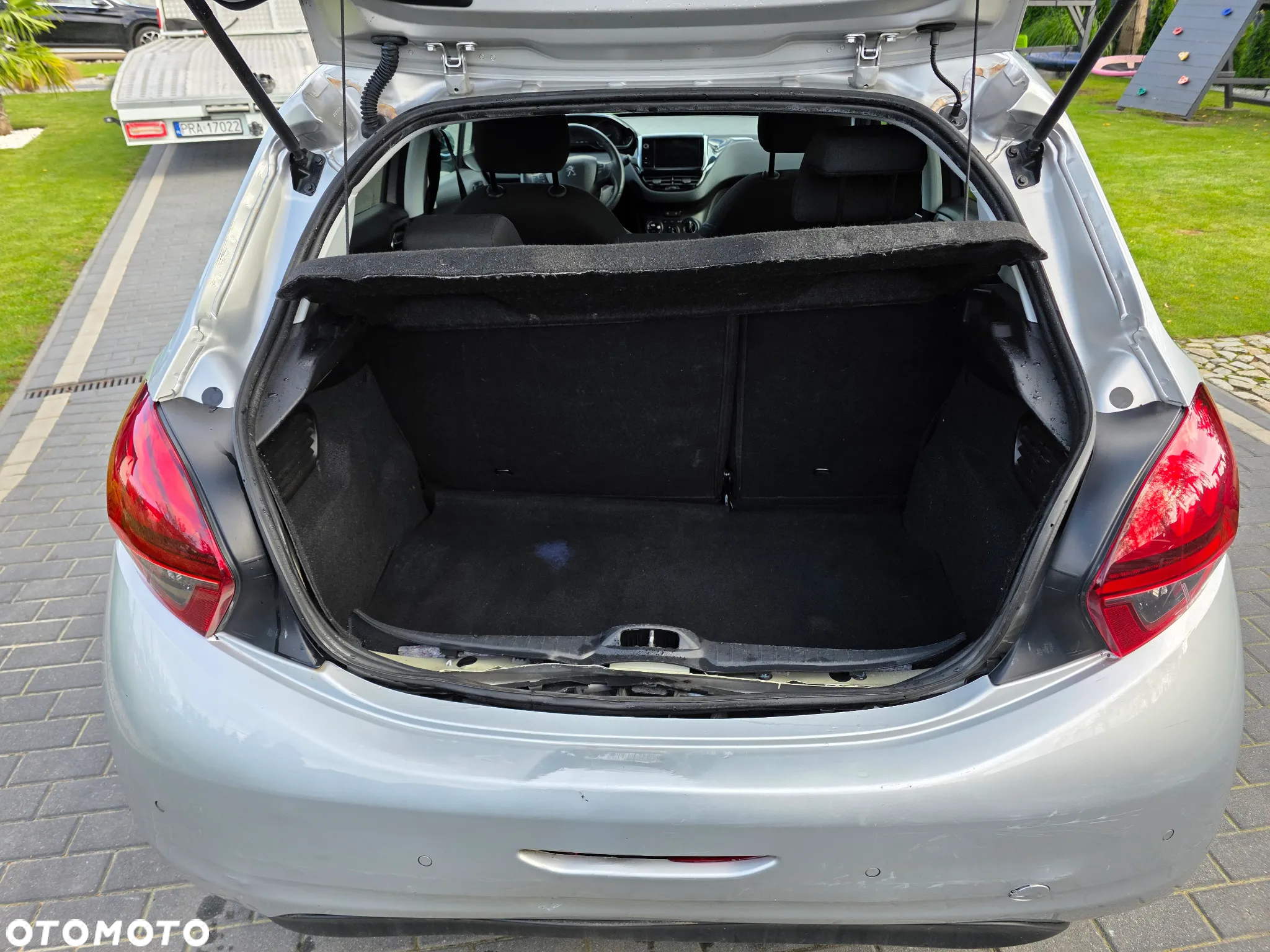 Peugeot 208 82 PureTech Style - 8