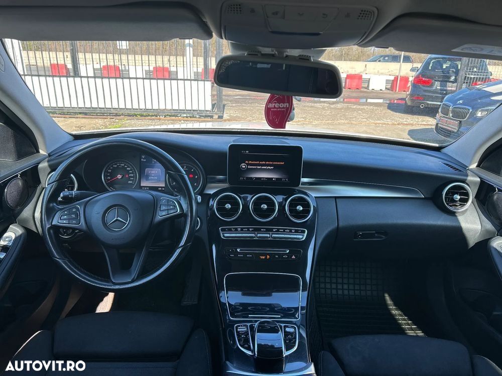 Mercedes-Benz C - 8