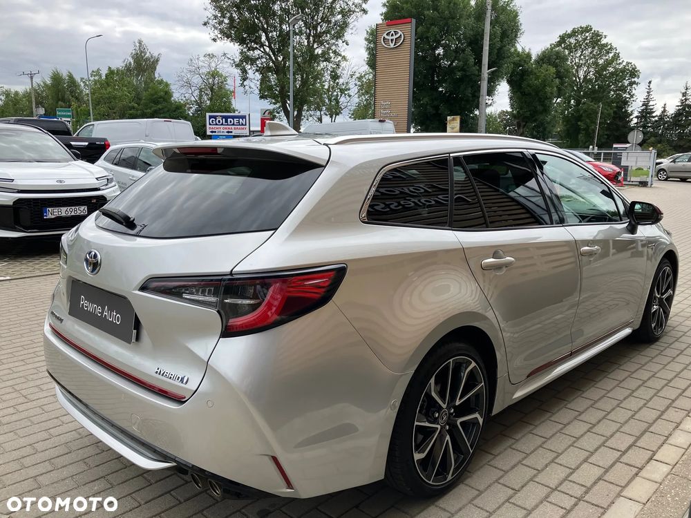 Toyota Corolla 2.0 Hybrid Selection - 12