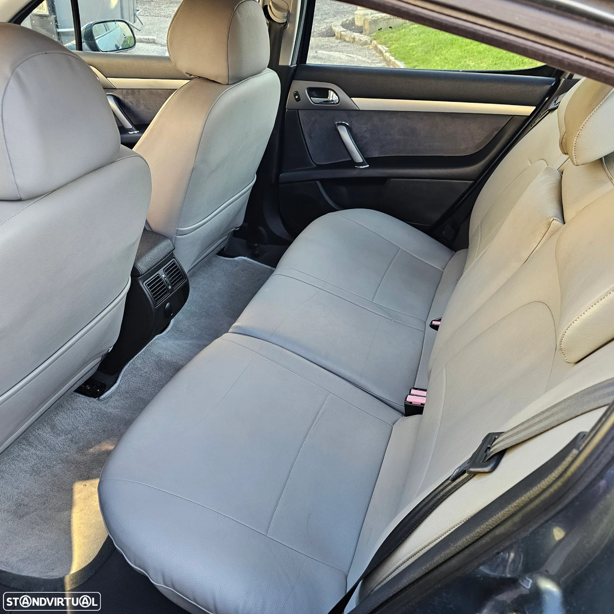 Peugeot 407 1.6 HDi Executive - 25