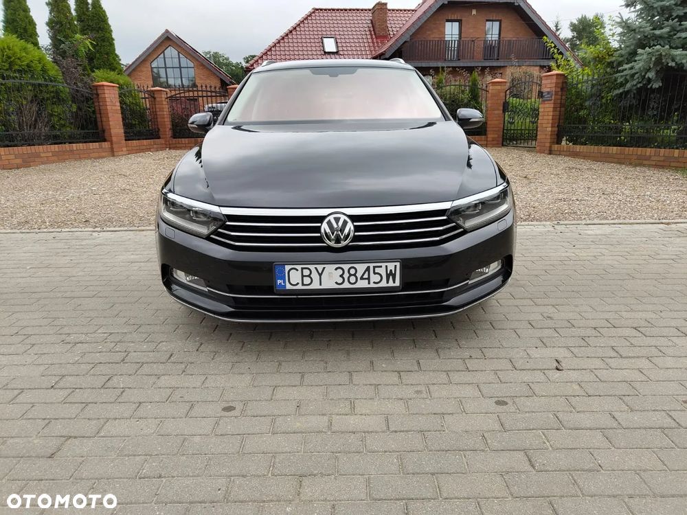Volkswagen Passat Variant 2.0 TDI SCR DSG Highline - 16