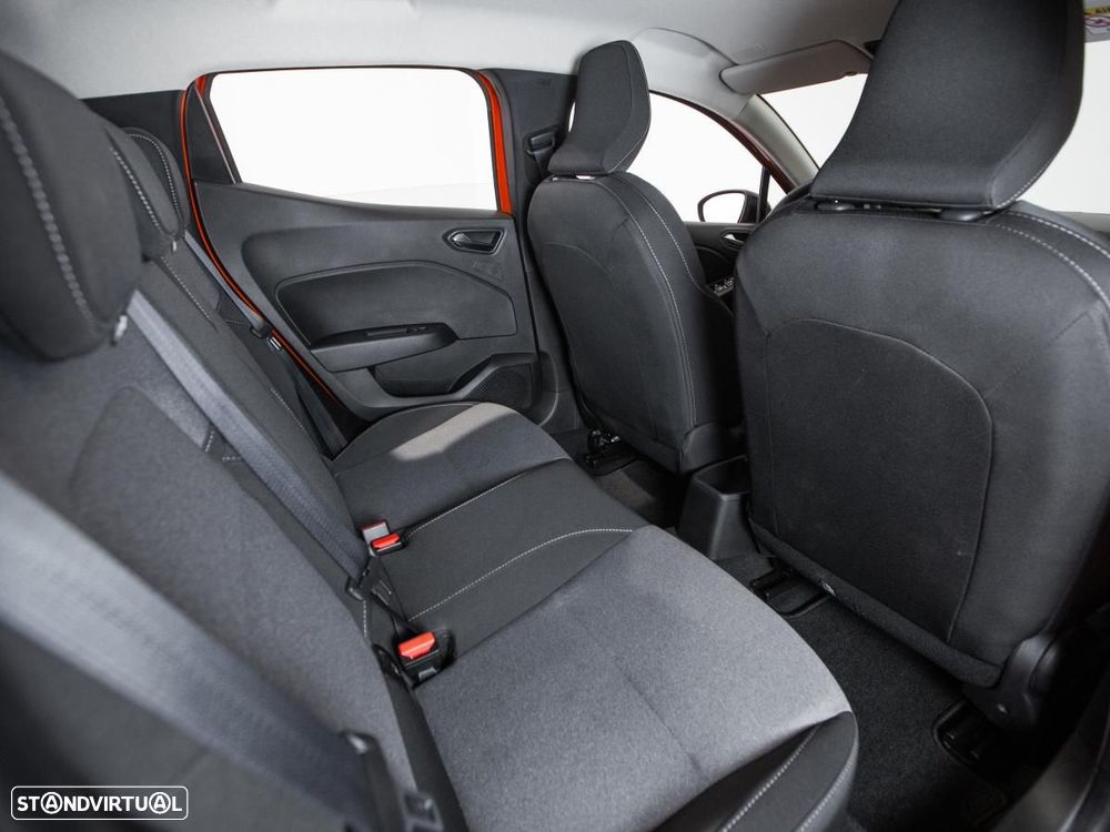 Renault Clio 1.0 TCe Evolution - 11