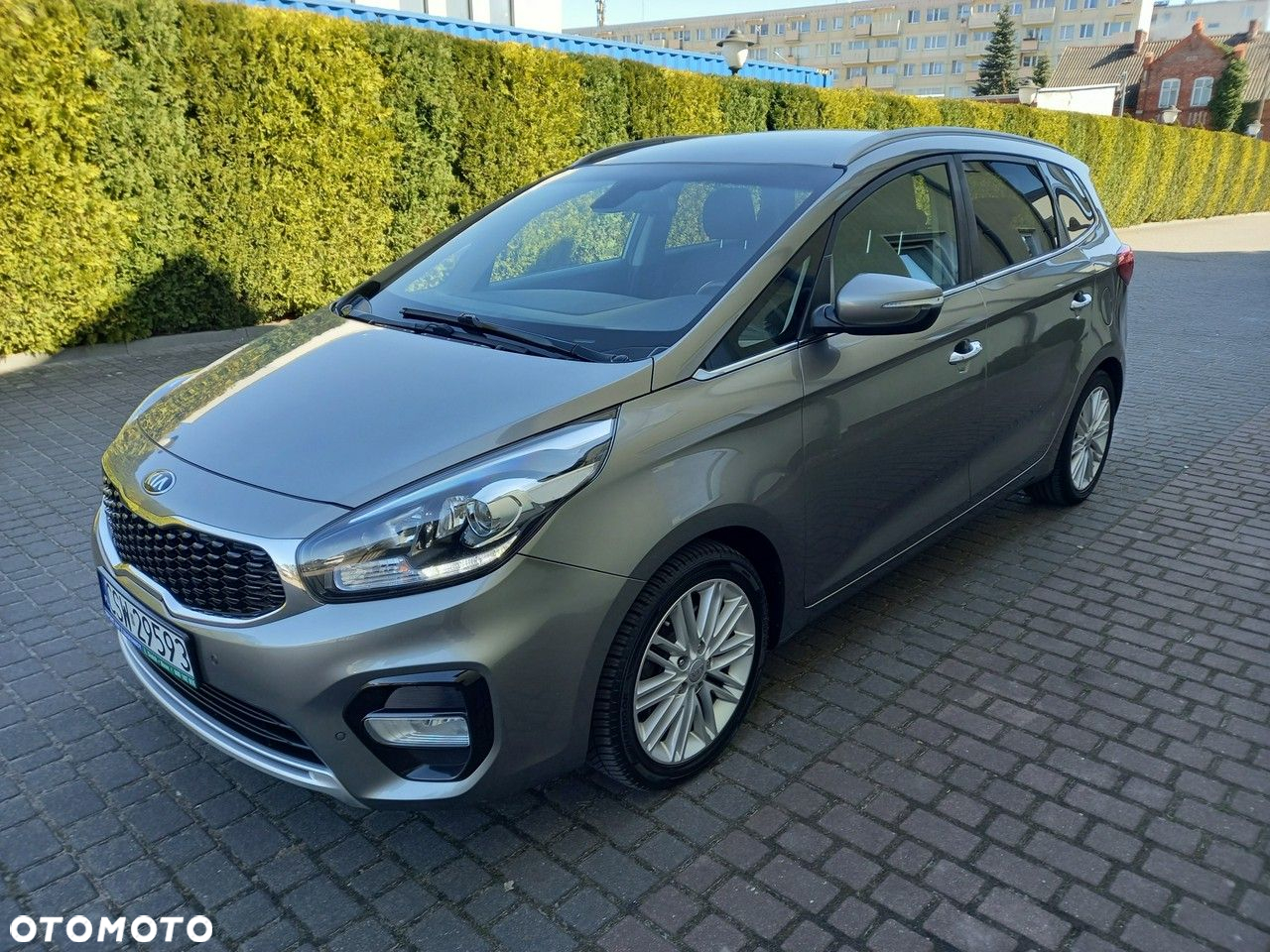 Kia Carens 1.6 GDI Dream-Team Edition - 15