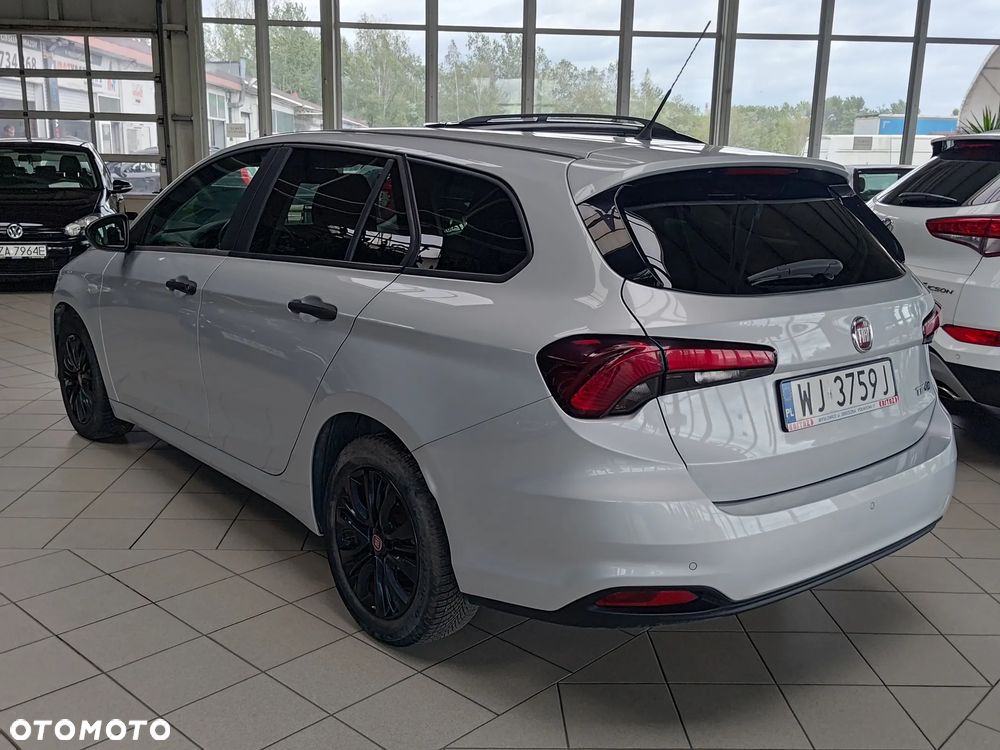 Fiat Tipo 1.4 16v Lounge EU6d - 12