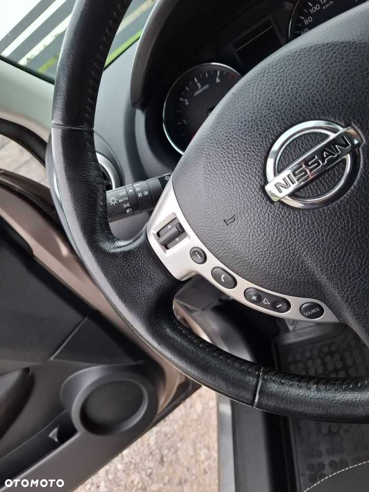 Nissan Qashqai - 11