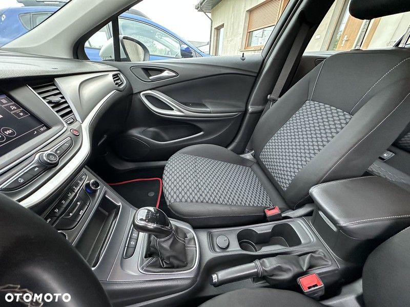Opel Astra 1.2 T Elegance S&S - 22