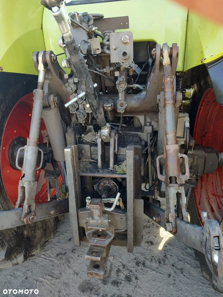 Claas Axion 820 - 4
