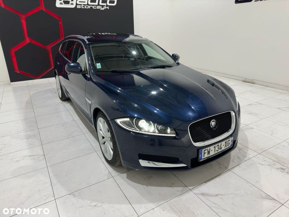 Jaguar XF - 7