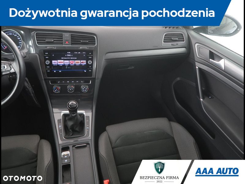 Volkswagen Golf - 9