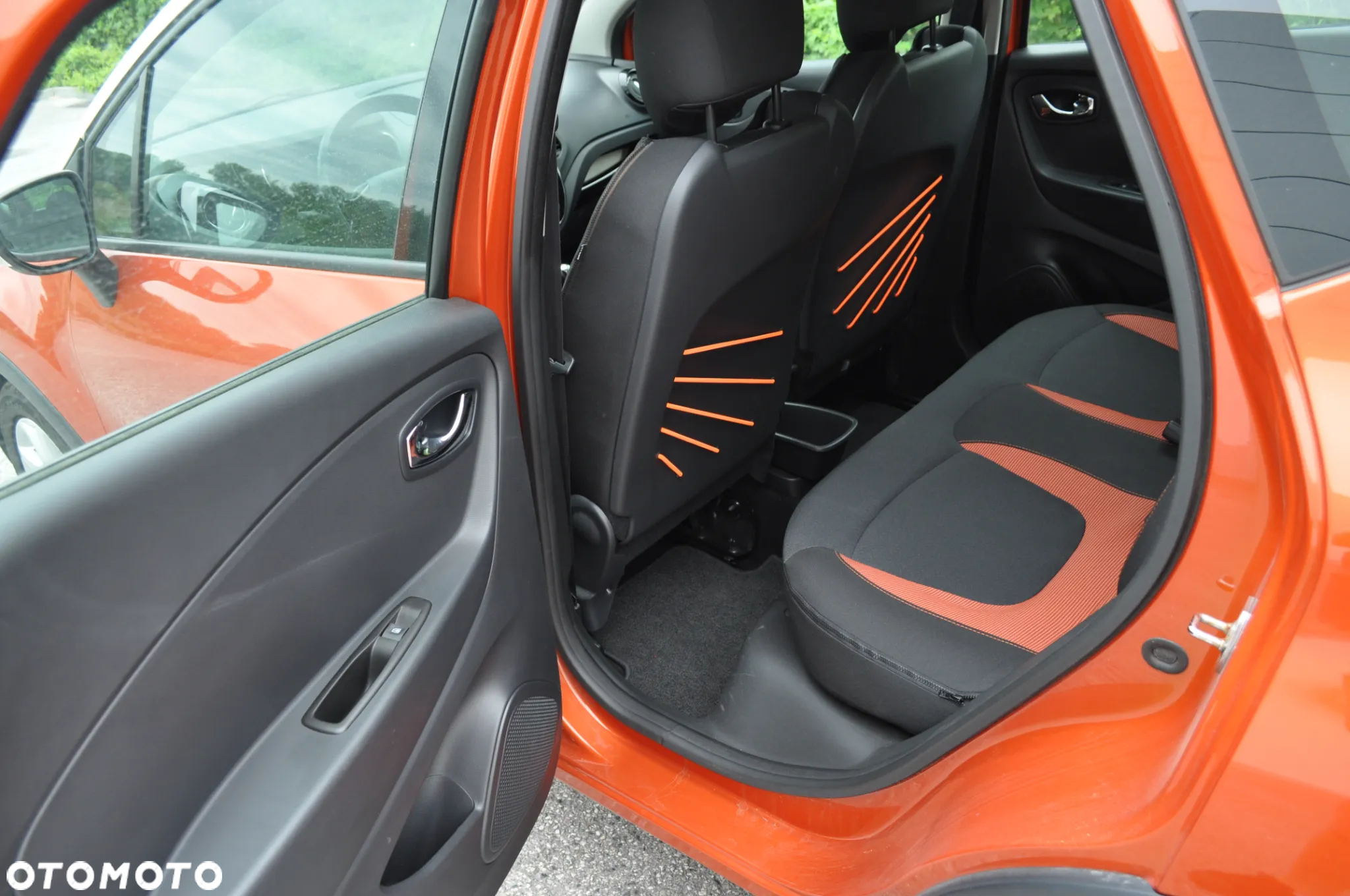 Renault Captur ENERGY TCe 120 EDC Luxe - 16