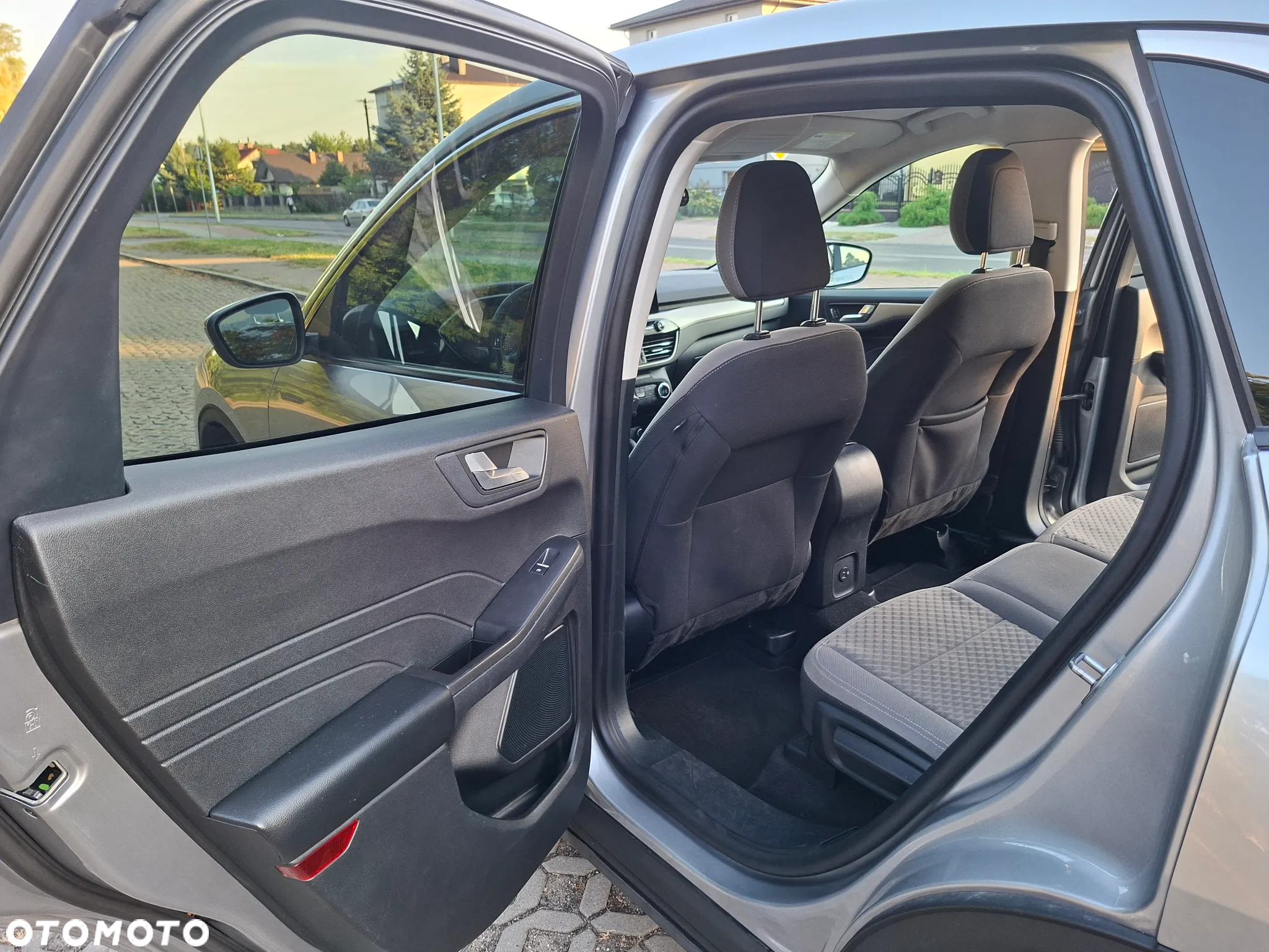 Ford Escape 1.5 EcoBoost AWD SE - 36