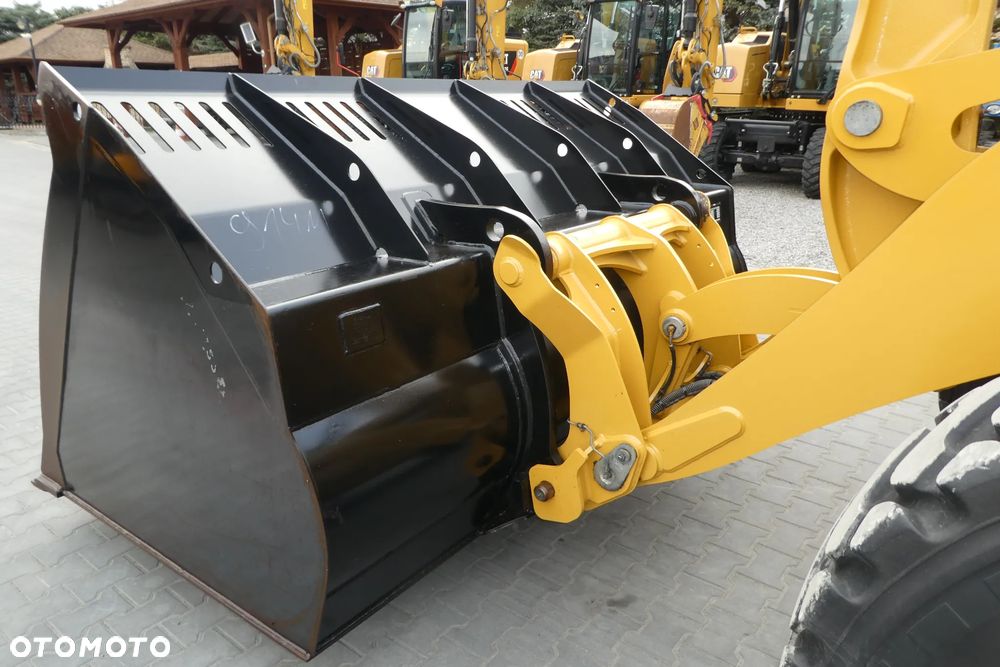 Caterpillar 914M ŁYZKA WIDŁY - 18