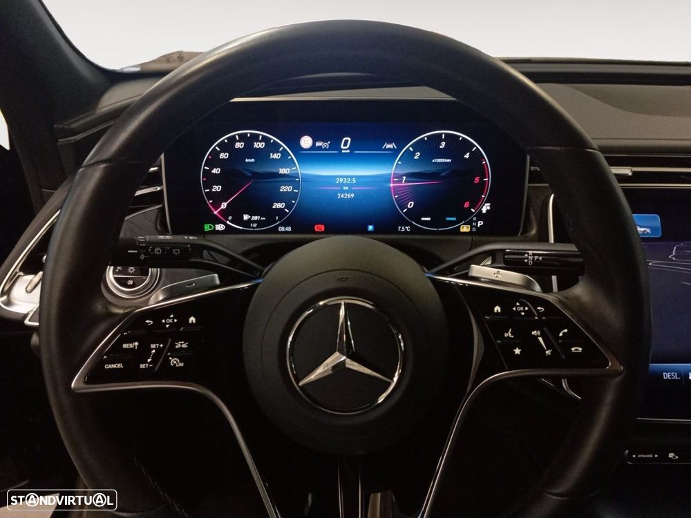 Mercedes-Benz E 220 d - 12